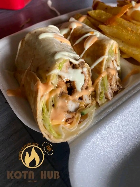 kota hub chicken shwarma + chips and cheese